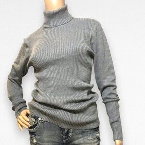 NWT Gray Turtleneck Sweater